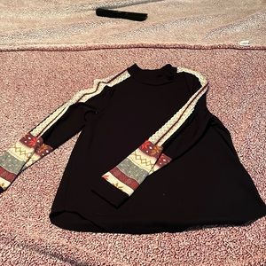 Black sweater with colored sleeves for small and winter